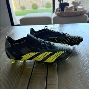 Adidas Predator Accuracy Elite